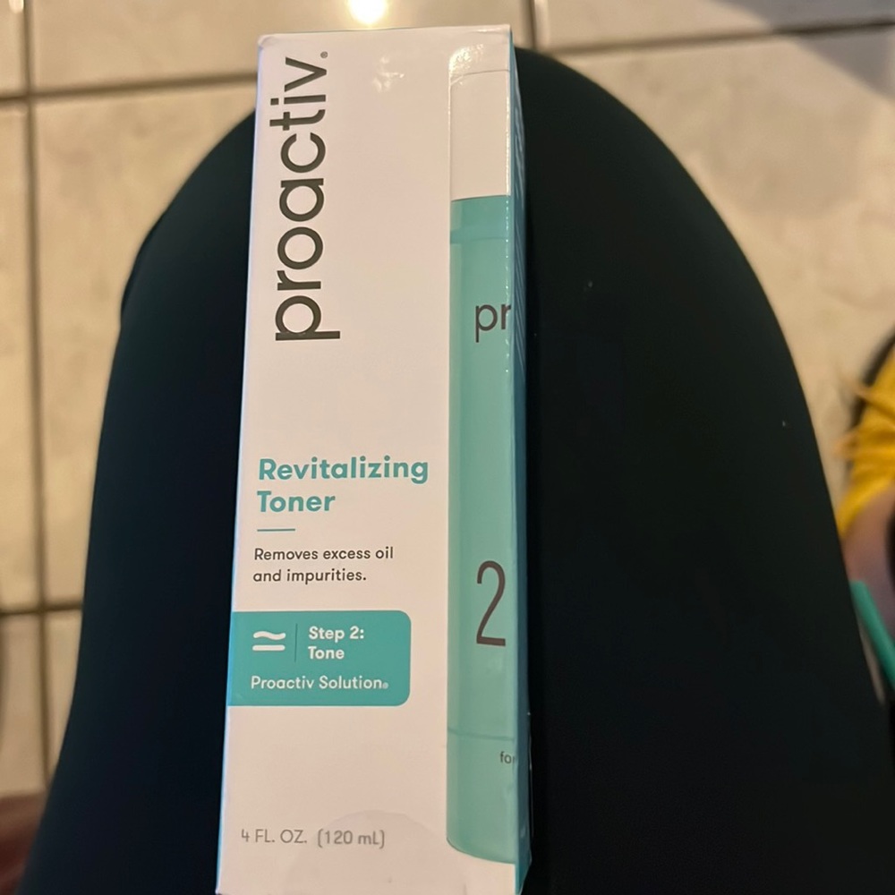 Proactive Revitalizing Toner💆♀️ - Picture 1 of 2